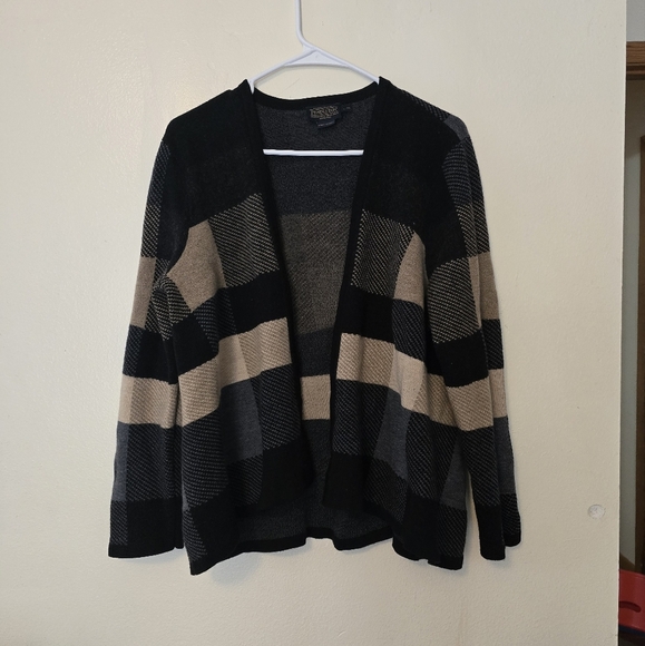 Pendleton Black and Tan Cardigan Sweater - Picture 1 of 5